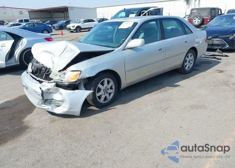 2000 Toyota Avalon Xls z USA, uszkodzony, nr VIN 4T1BF28B4YU083666